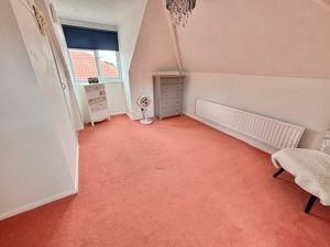 Bedroom- click for photo gallery